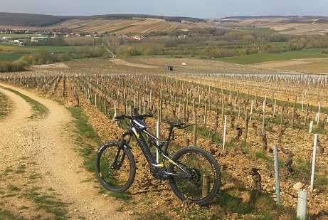 RENTAL OF ELECTRIC MOUNTAIN BIKES